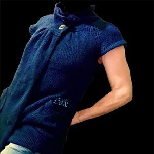 Cute Y2K Vintage Fox Girls Short sleeve sweater;heavy buttons,comfy,orig.owner